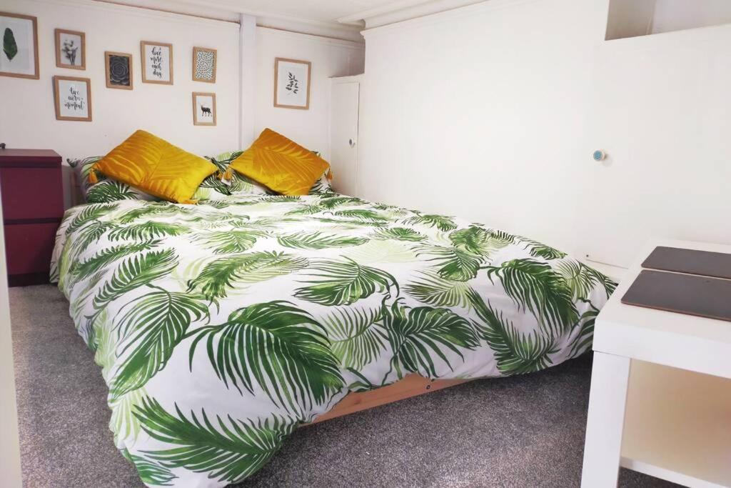 דירות בורנמות' Cute & Cosy Loft-Style Studio Close To Beach מראה חיצוני תמונה
